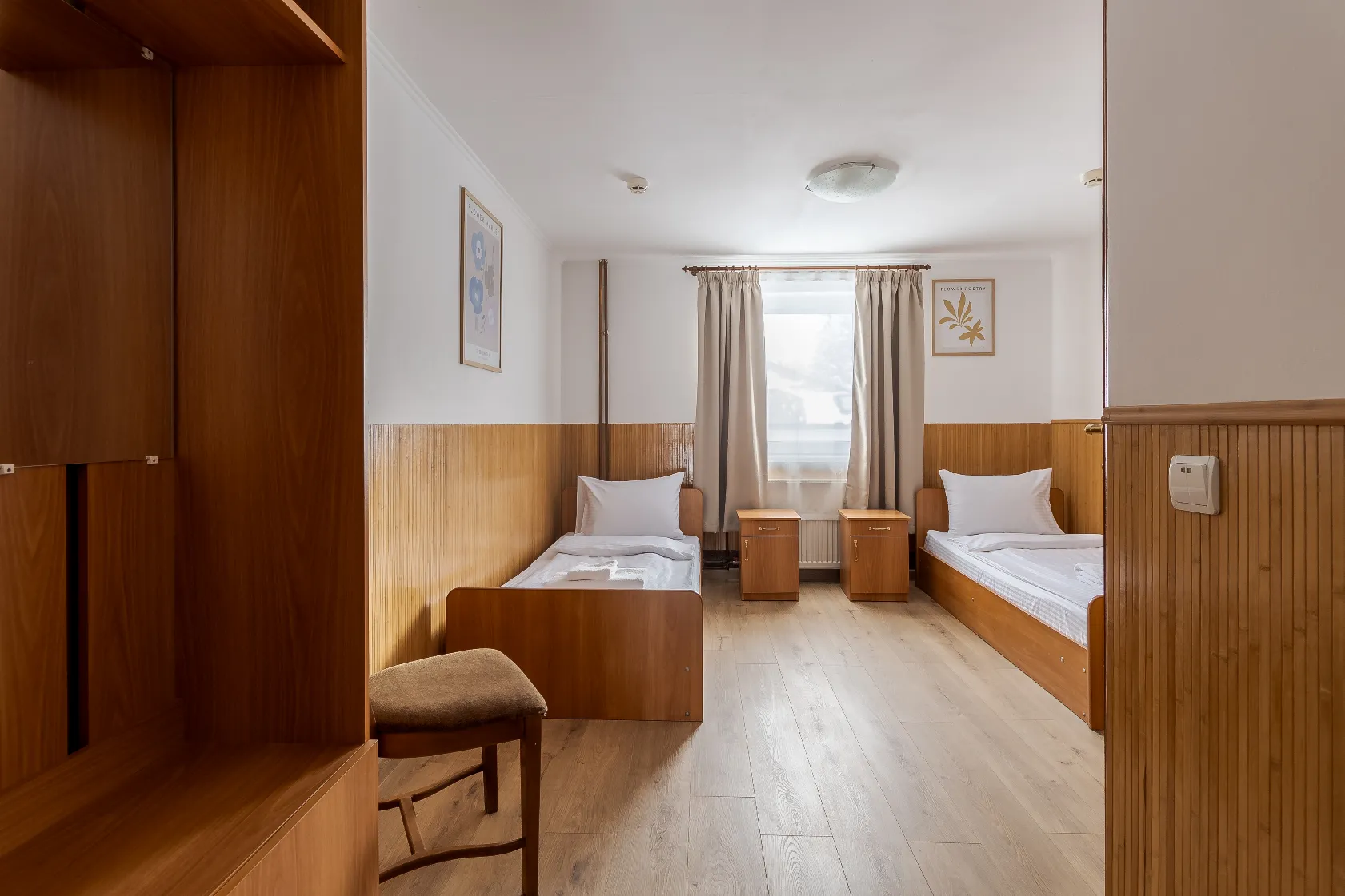 Robert hotel
